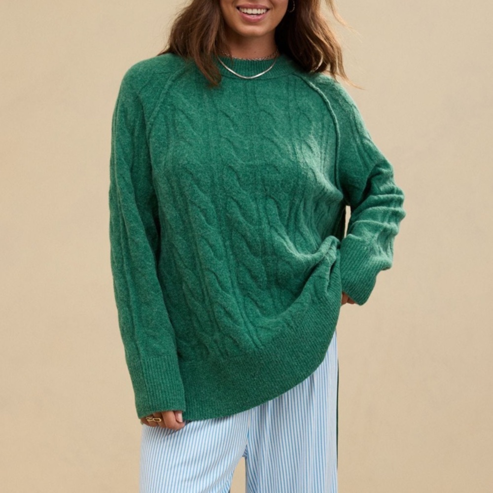 Aerie Unreal Cable Knit Crewneck Sweater in Green Size Small